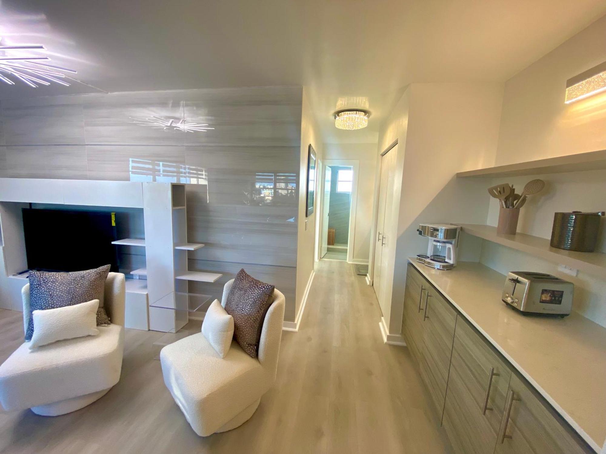 Panoramic Luxurious Waterfront One Bedroom Apartment With Miami Skyline View Free Parking 5Min Drive To מיאמי ביץ' מראה חיצוני תמונה