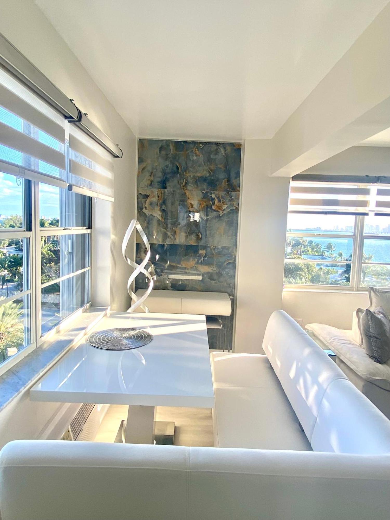 Panoramic Luxurious Waterfront One Bedroom Apartment With Miami Skyline View Free Parking 5Min Drive To מיאמי ביץ' מראה חיצוני תמונה